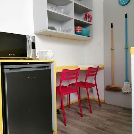Residence Les Volets Bleus: Studio De 30 M² Classe 2 * Rochefort (Charente-Maritime) Exterior foto